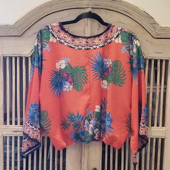 Flying Tomato Oversized Kimono Sleeve Blouse - Picture 4 of 8